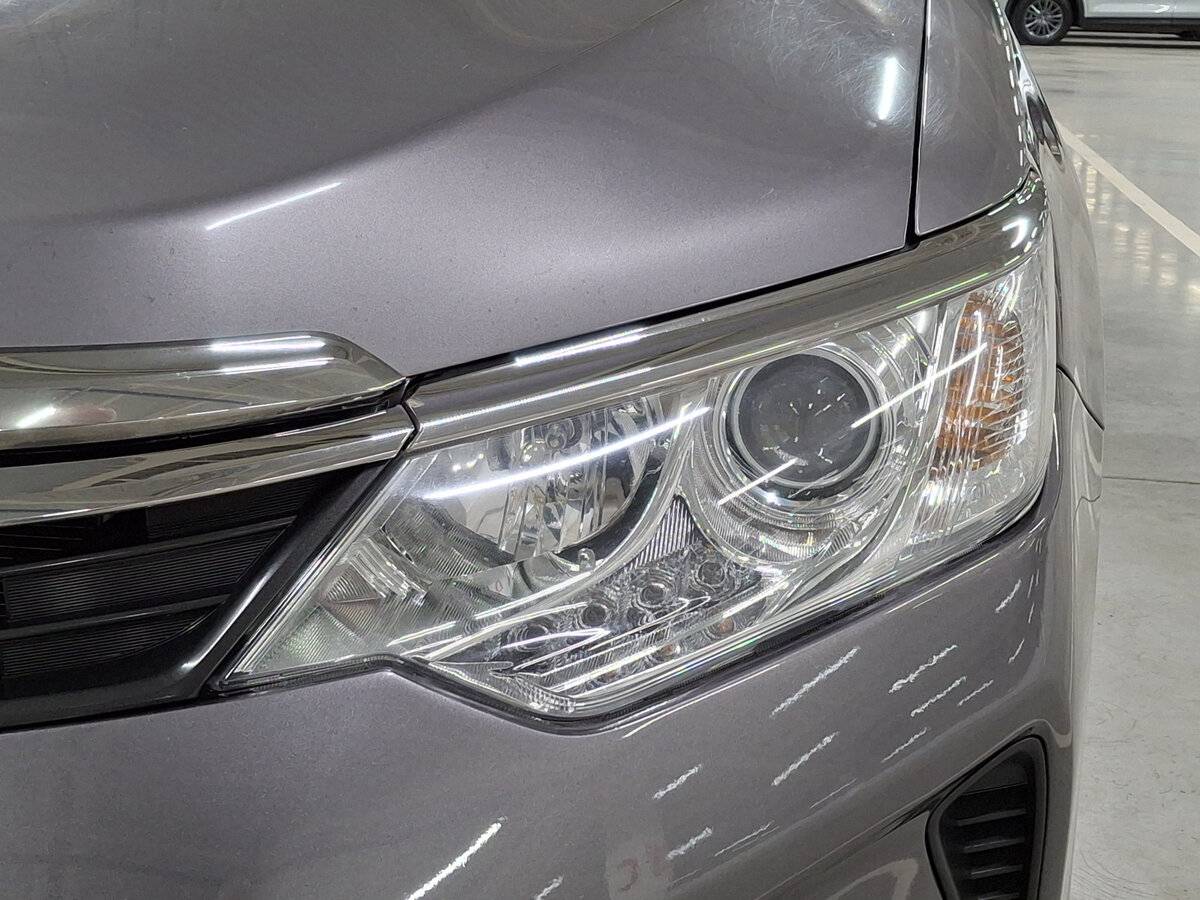 Б/У Тойота Камри 2016 года. Фото: #15