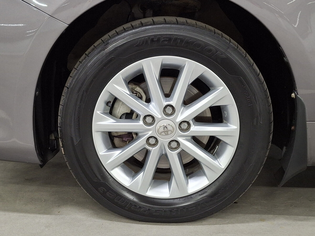 Б/У Тойота Камри 2016 года. Фото: #16