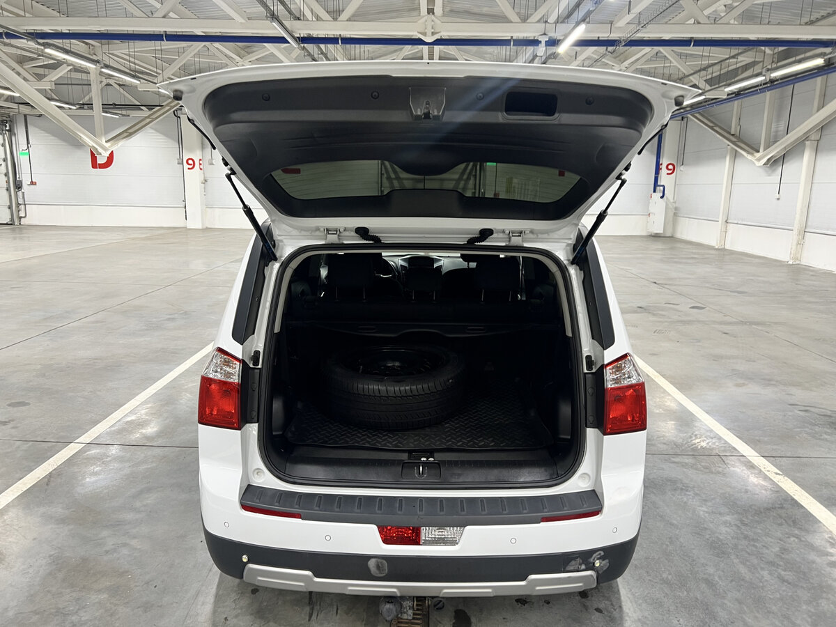 Б/У Шевроле Орландо 2014 года. Фото: #8