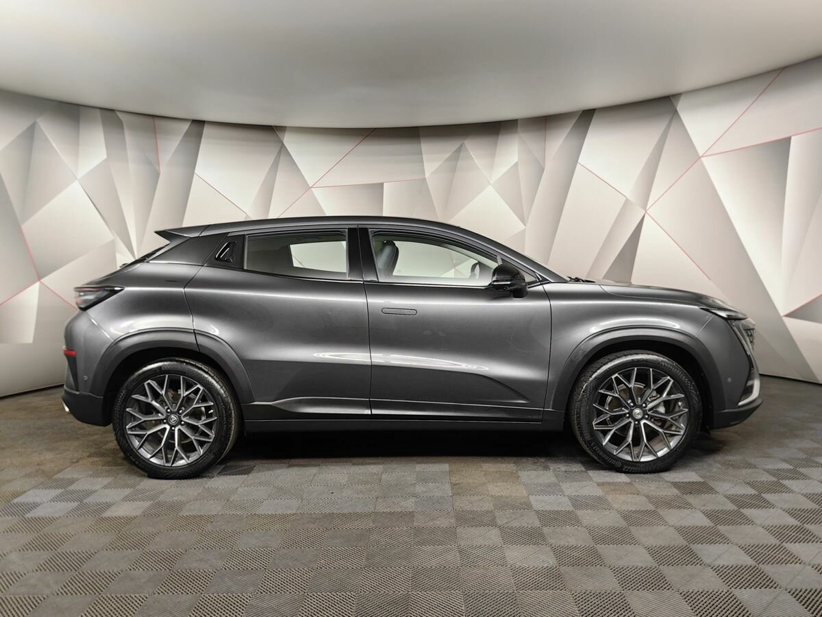 Б/У Чанган УНИ-Т 2023 года. Фото: #5