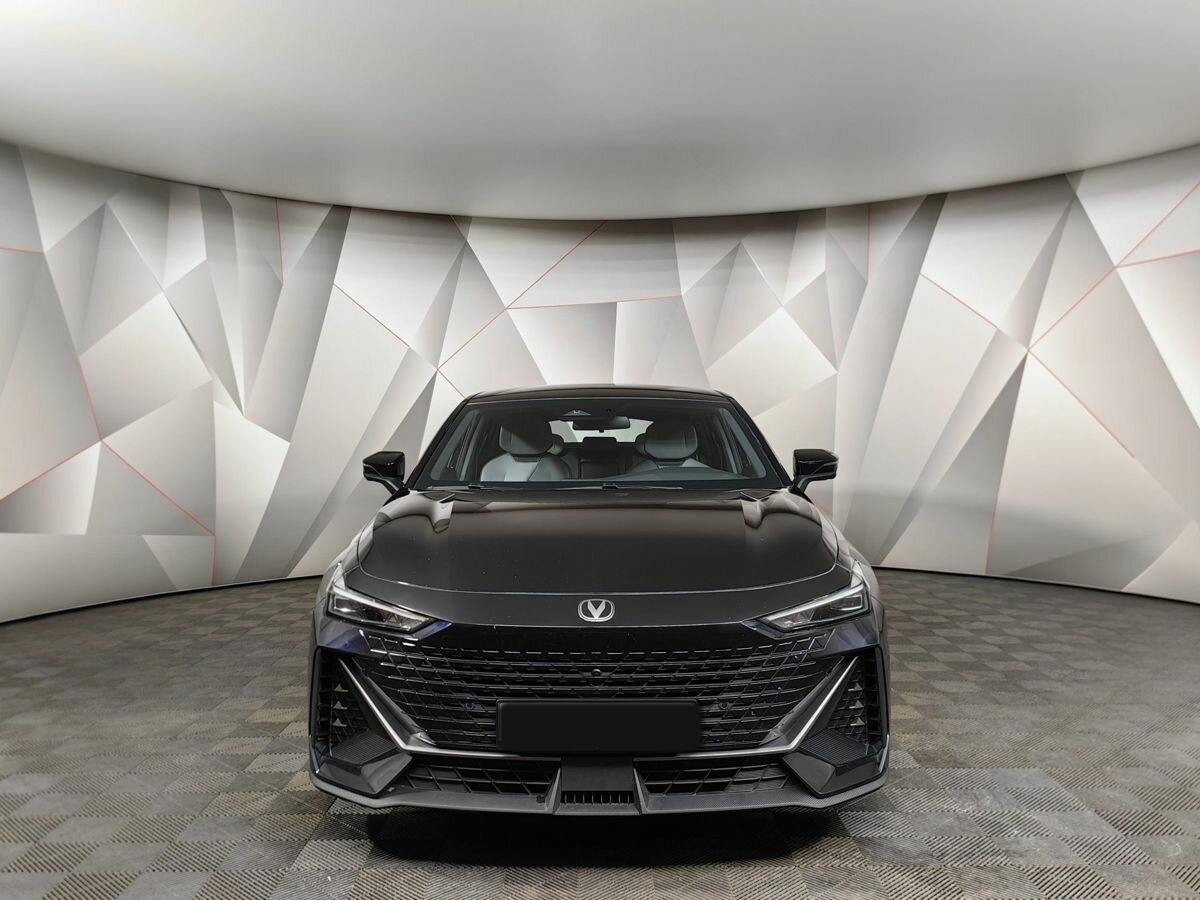 Б/У Чанган УНИ-В 2023 года. Фото: #6