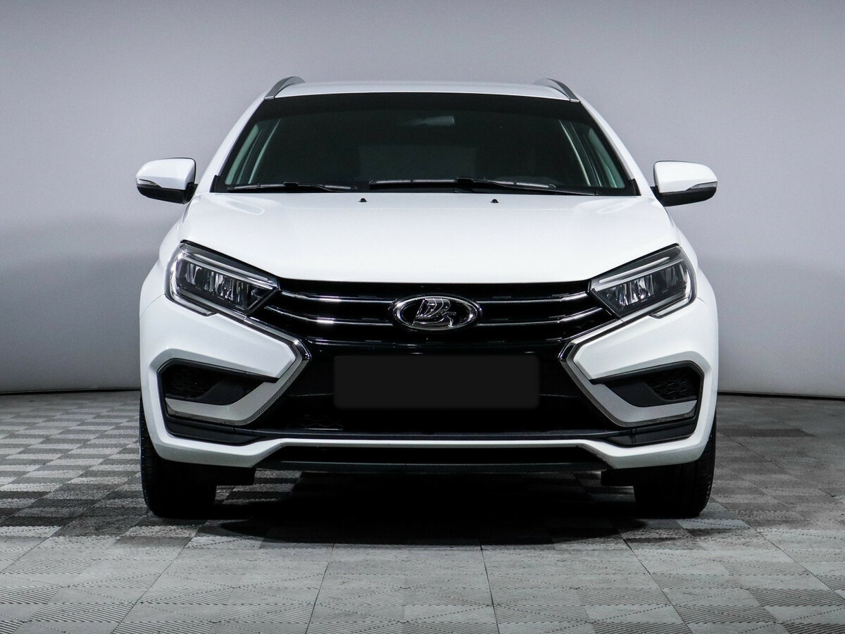 Б/У Лада (ВАЗ) Веста 2024 года. Фото: #1