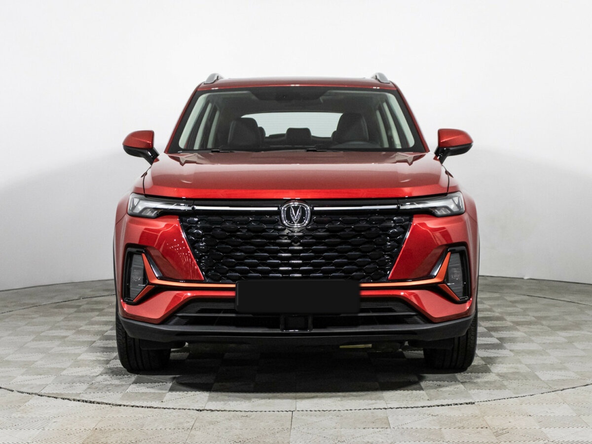 Б/У Чанган CS35 Plus 2024 года. Фото: #1