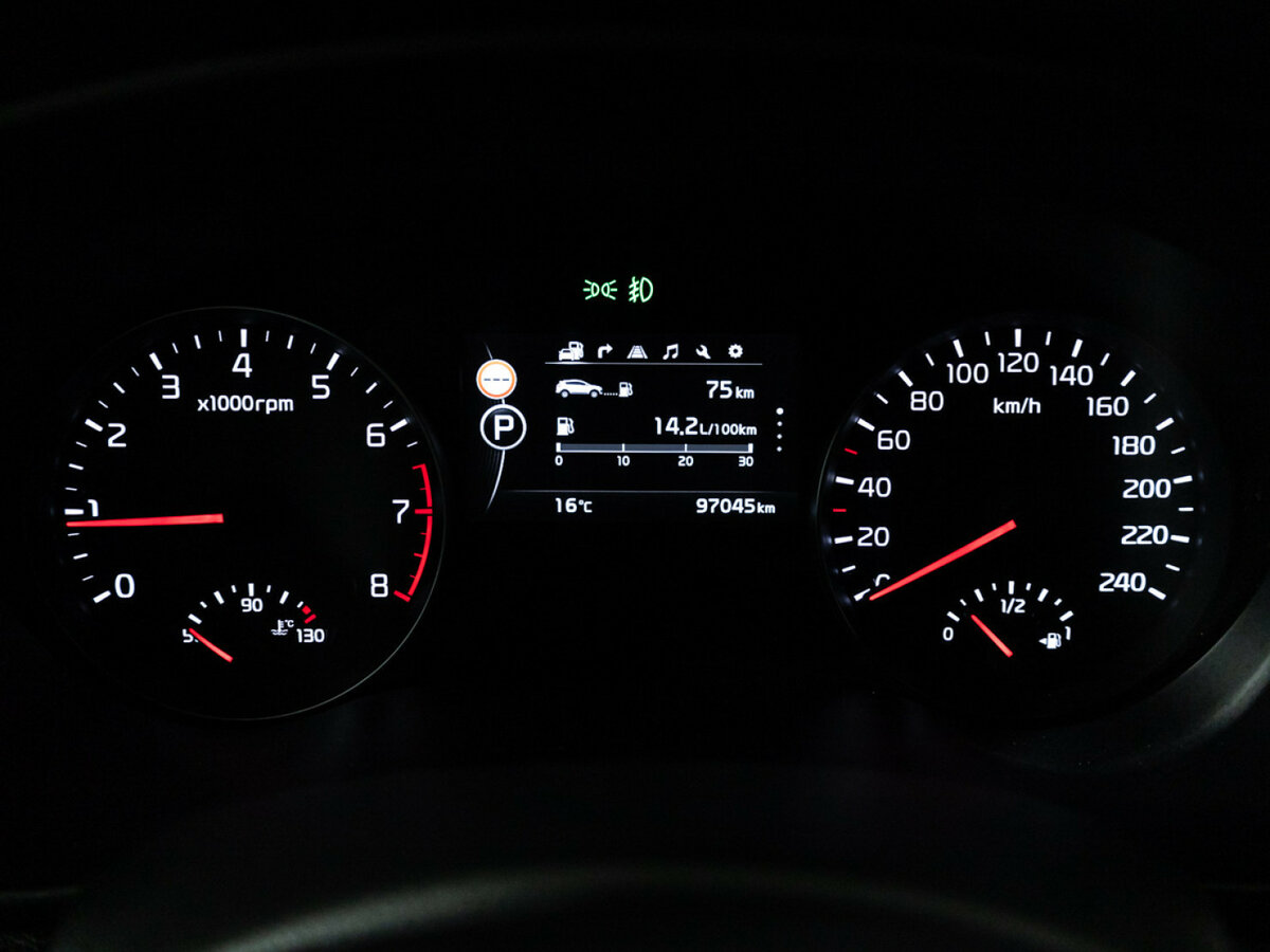 Б/У Киа Спортейдж 2016 года. Фото: #10