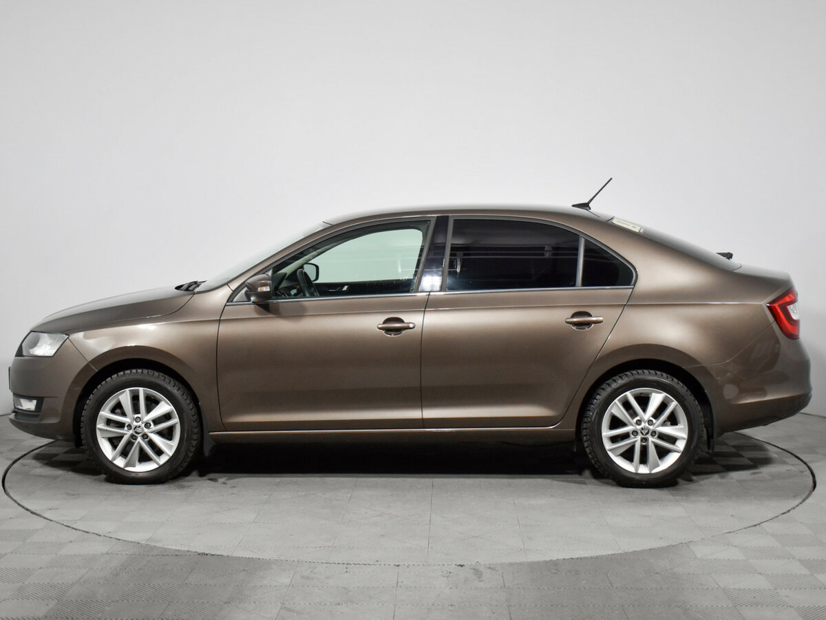 Б/У Шкода Рапид 2018 года. Фото: #7