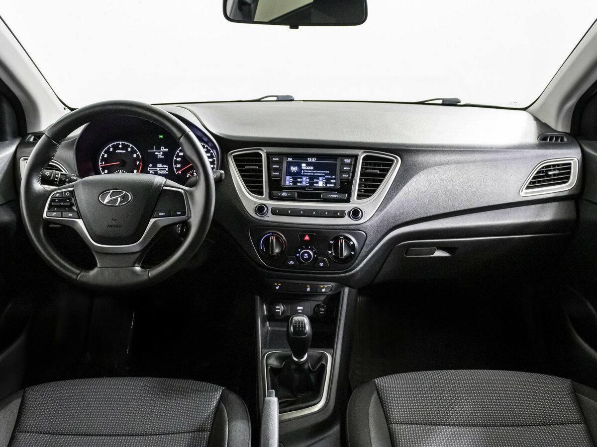 Б/У Хендай Солярис 2021 года. Фото: #13