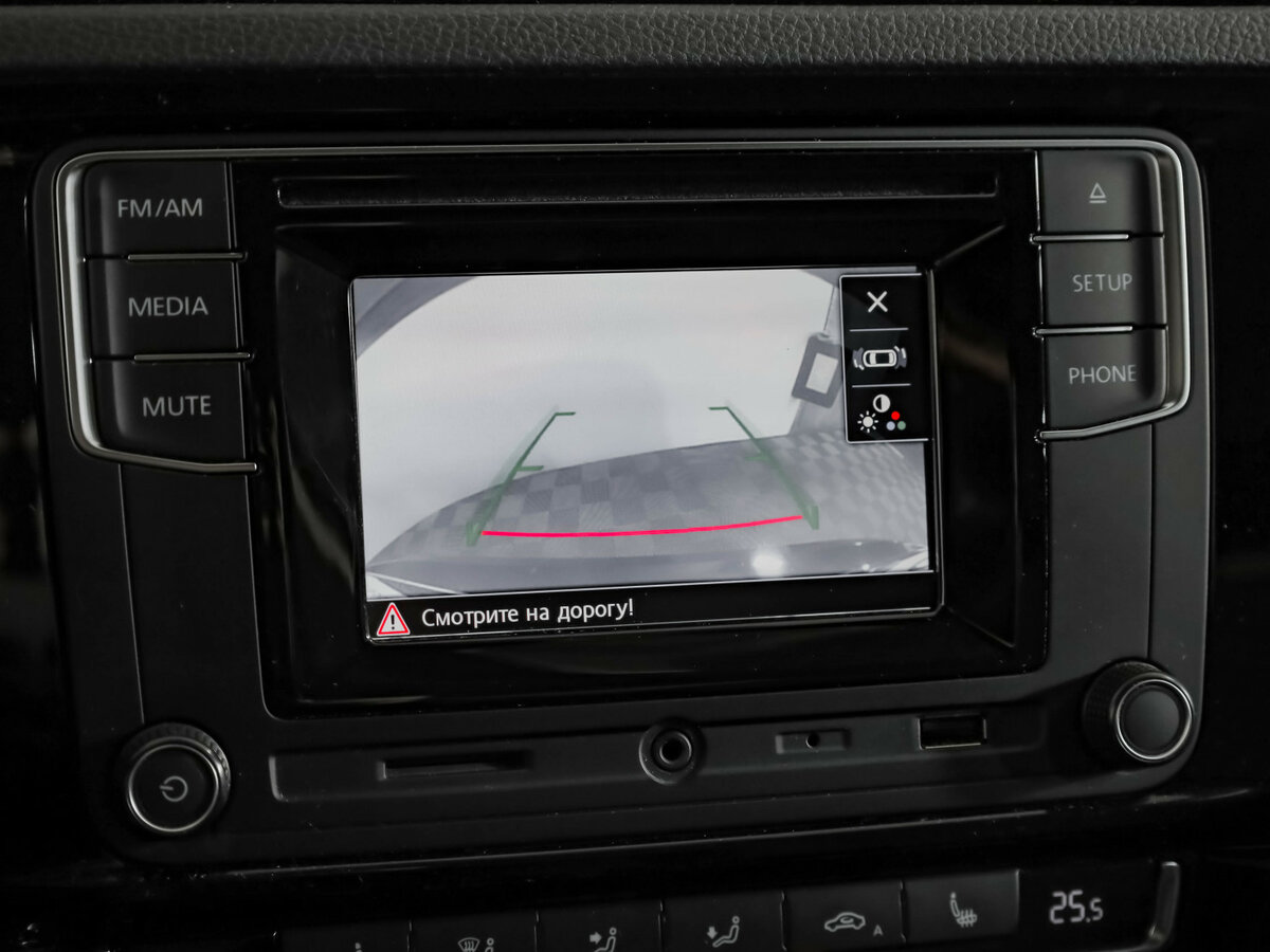 Б/У Фольксваген Джетта 2017 года. Фото: #14