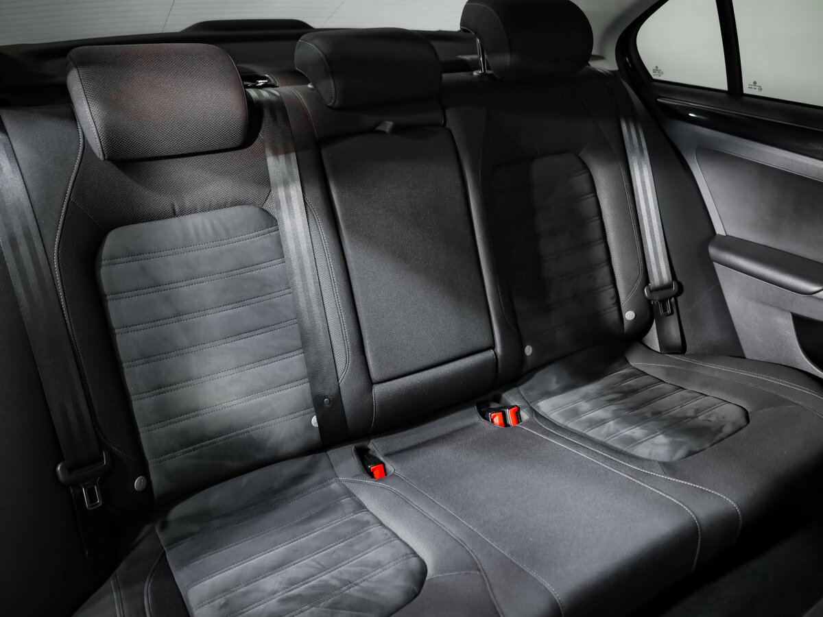 Б/У Фольксваген Джетта 2017 года. Фото: #25