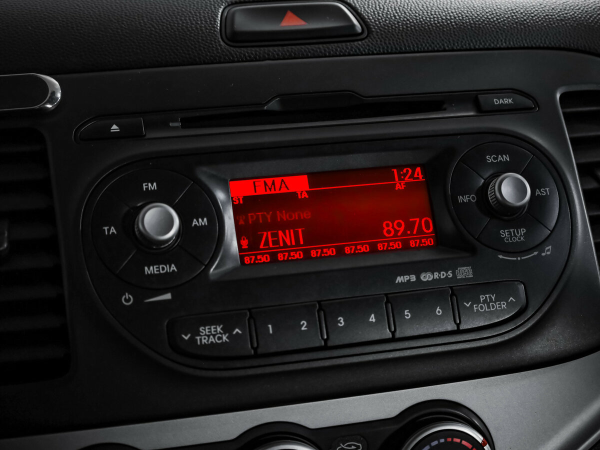 Б/У Киа Пиканто 2014 года. Фото: #10