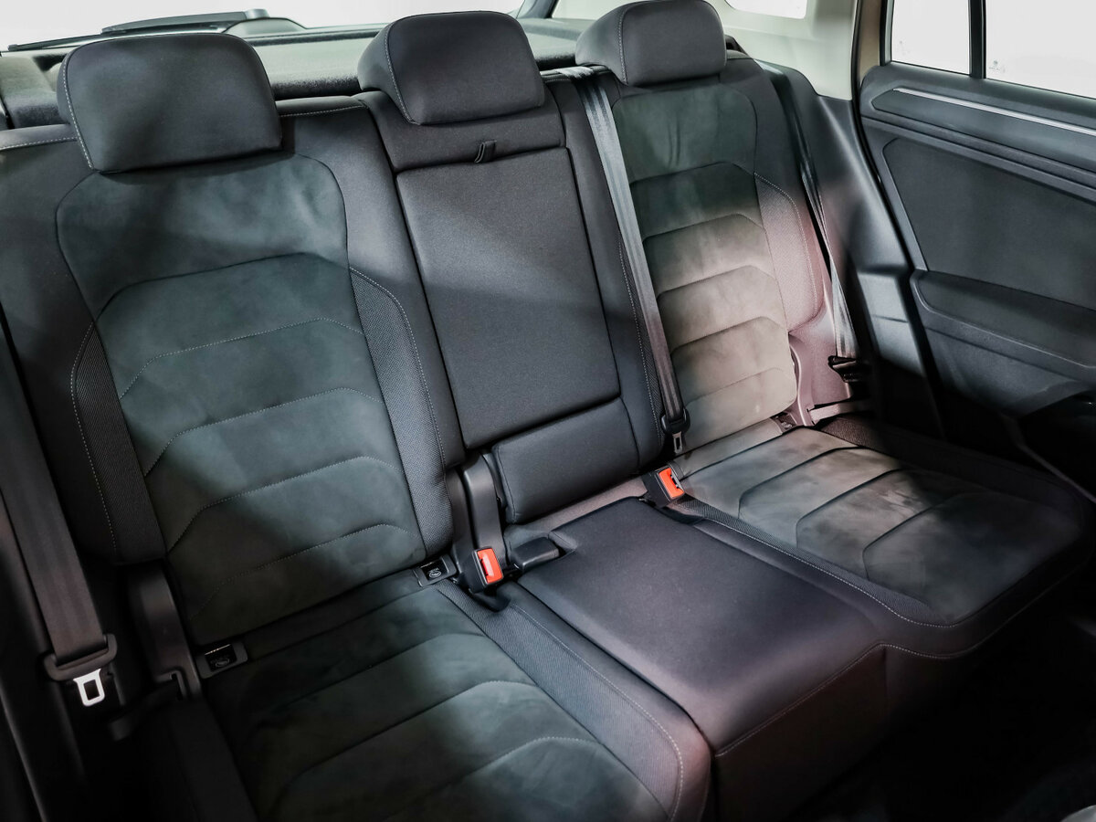 Б/У Фольксваген Тигуан 2020 года. Фото: #25