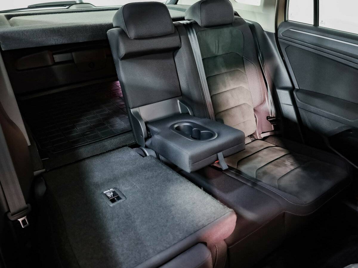 Б/У Фольксваген Тигуан 2020 года. Фото: #27