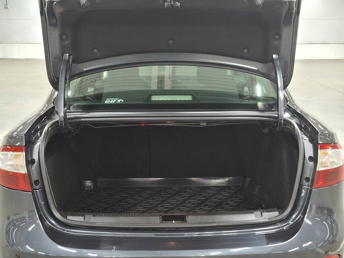 Б/У Рено Флюенс 2012 года. Фото: #9