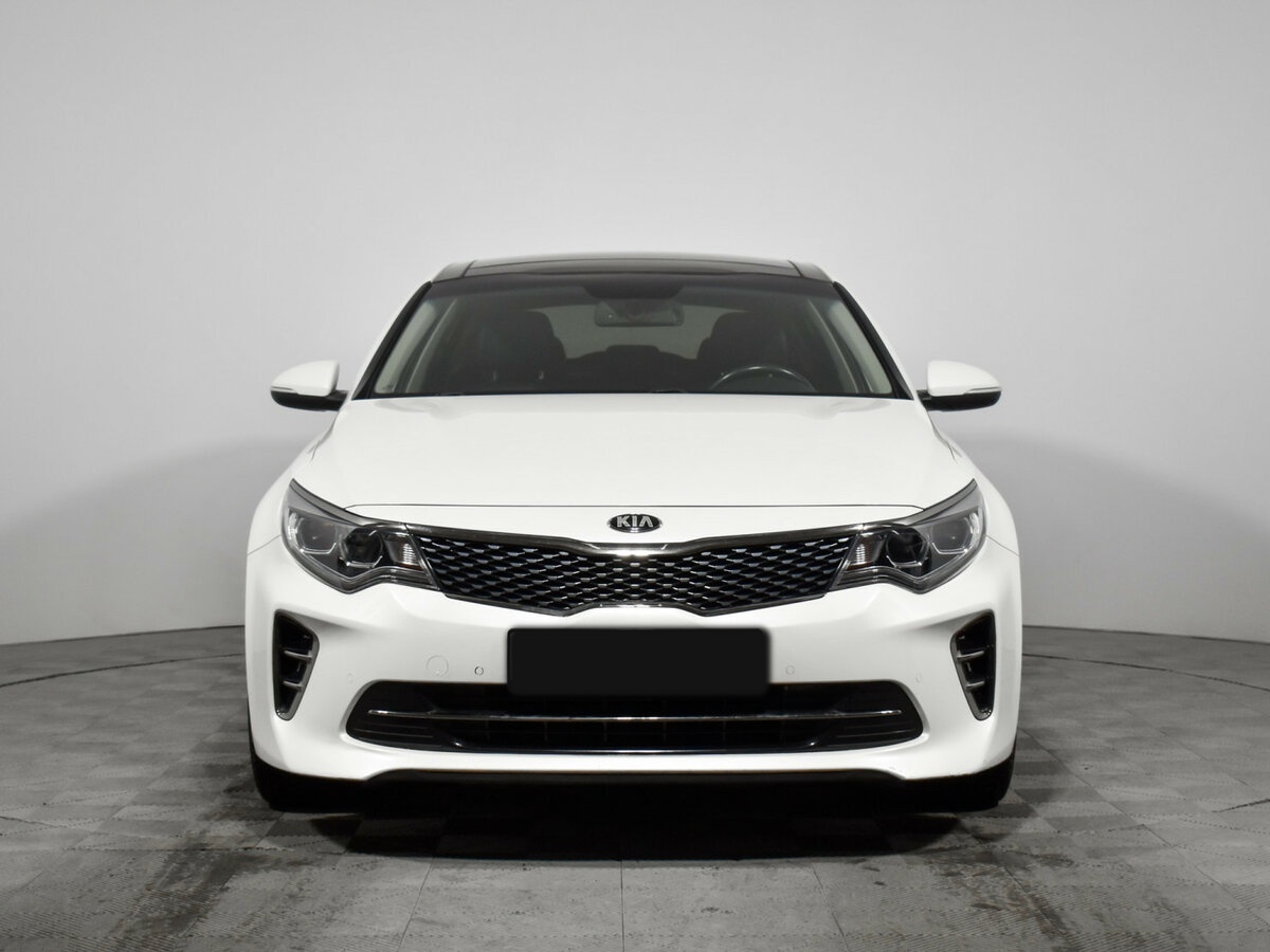 Б/У Киа К5 2017 года. Фото: #1