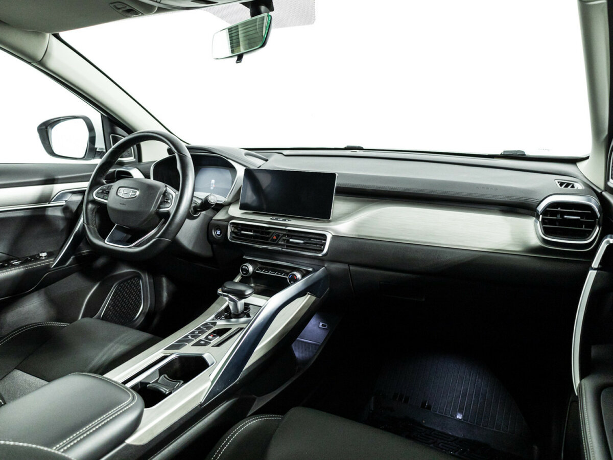 Б/У Джили Кулрэй 2023 года. Фото: #8