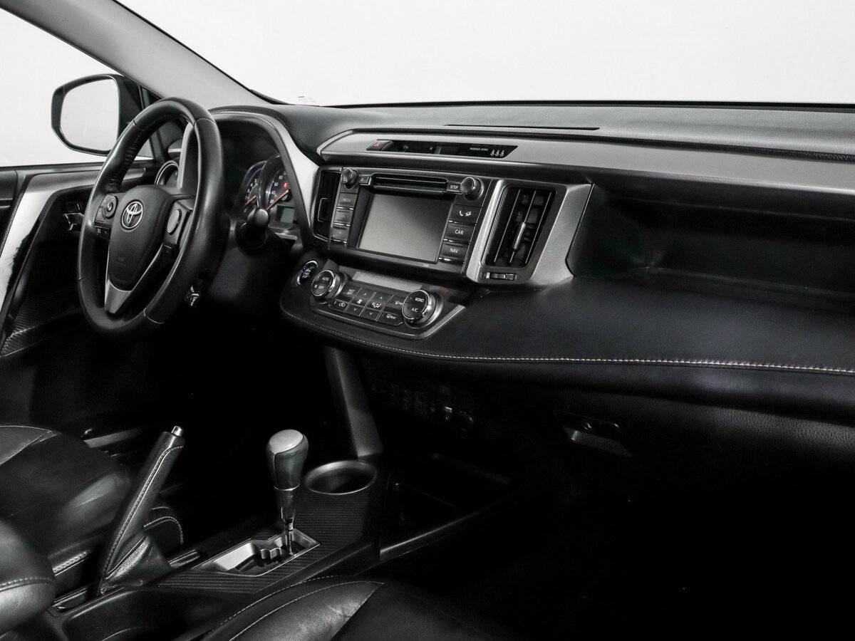 Б/У Тойота Рав4 2013 года. Фото: #8