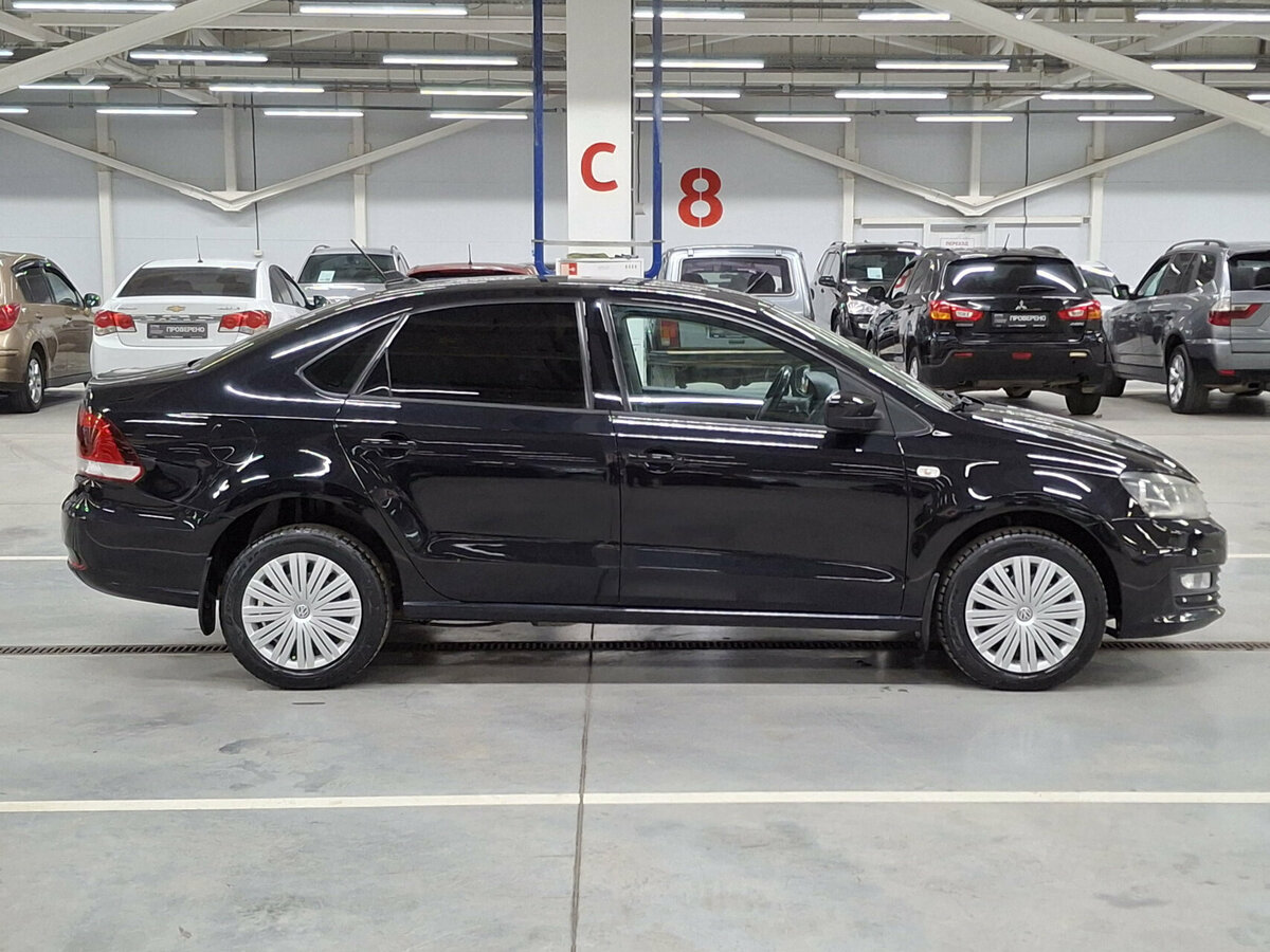 Б/У Фольксваген Поло 2017 года. Фото: #3