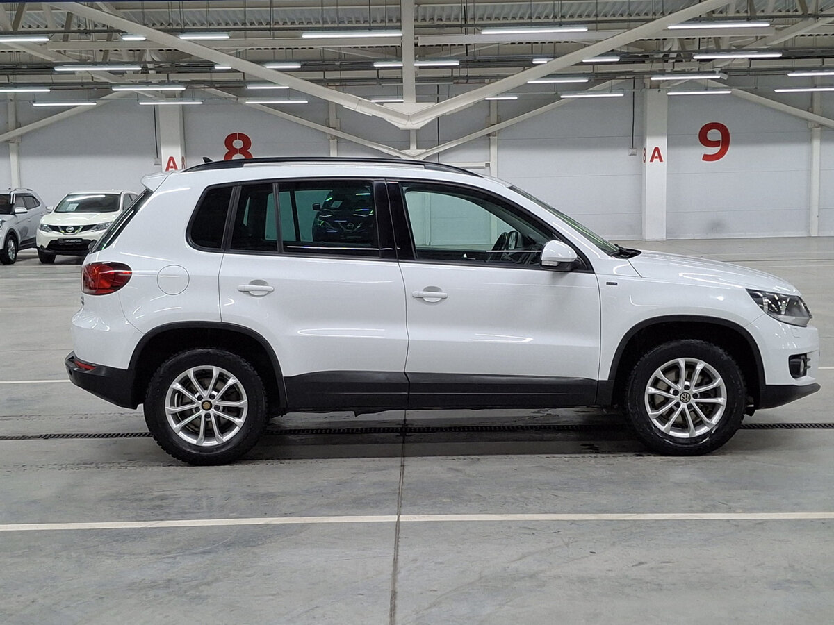 Б/У Фольксваген Тигуан 2016 года. Фото: #3