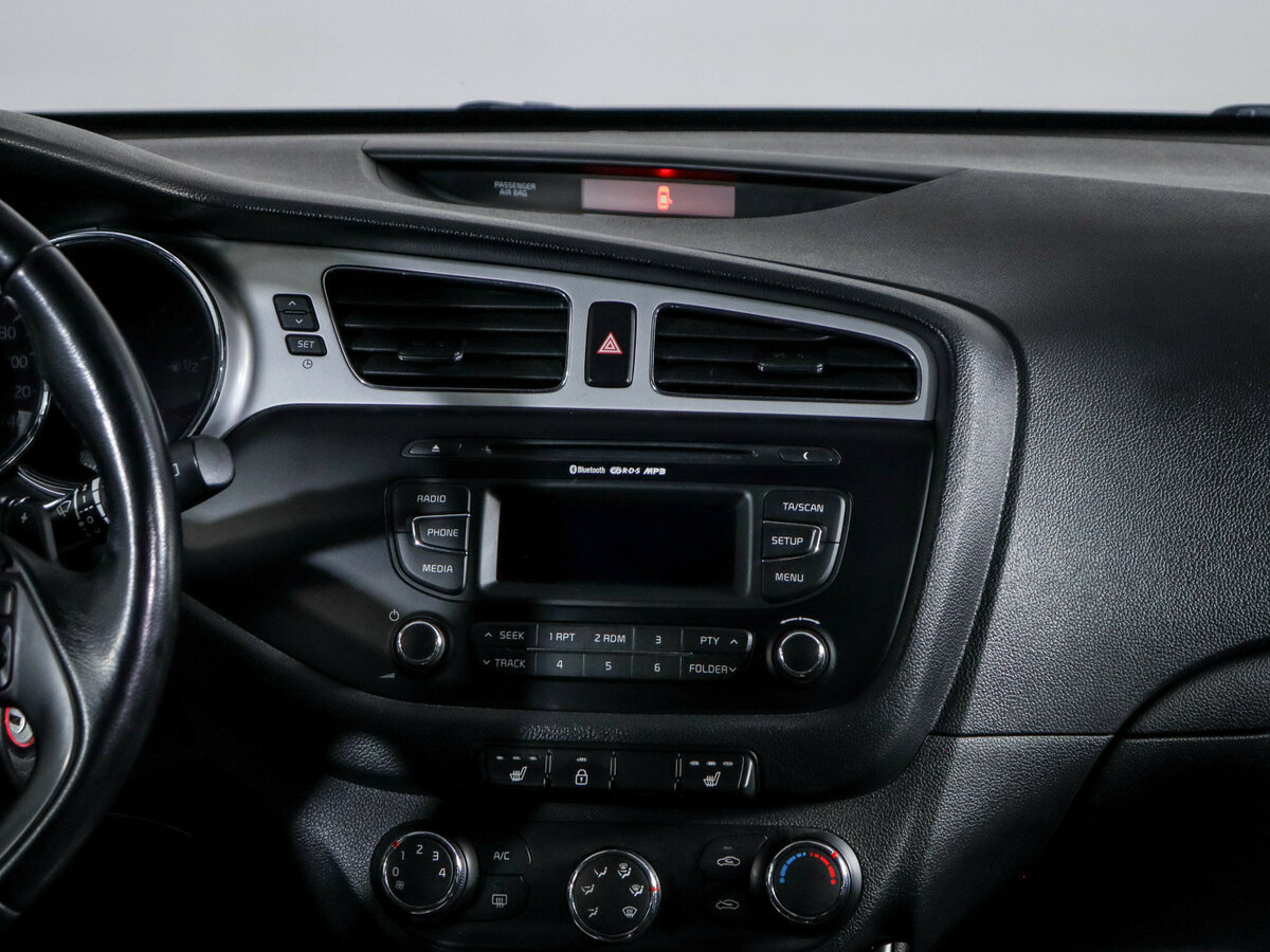 Б/У Киа Сид 2015 года. Фото: #10