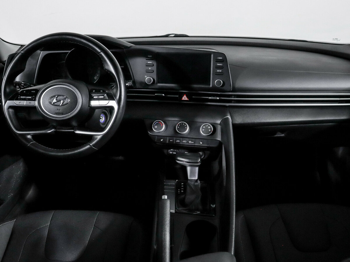 Б/У Хендай Елантра 2021 года. Фото: #9