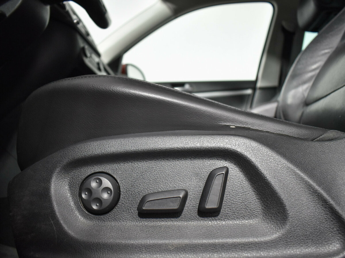 Б/У Фольксваген Тигуан 2013 года. Фото: #14