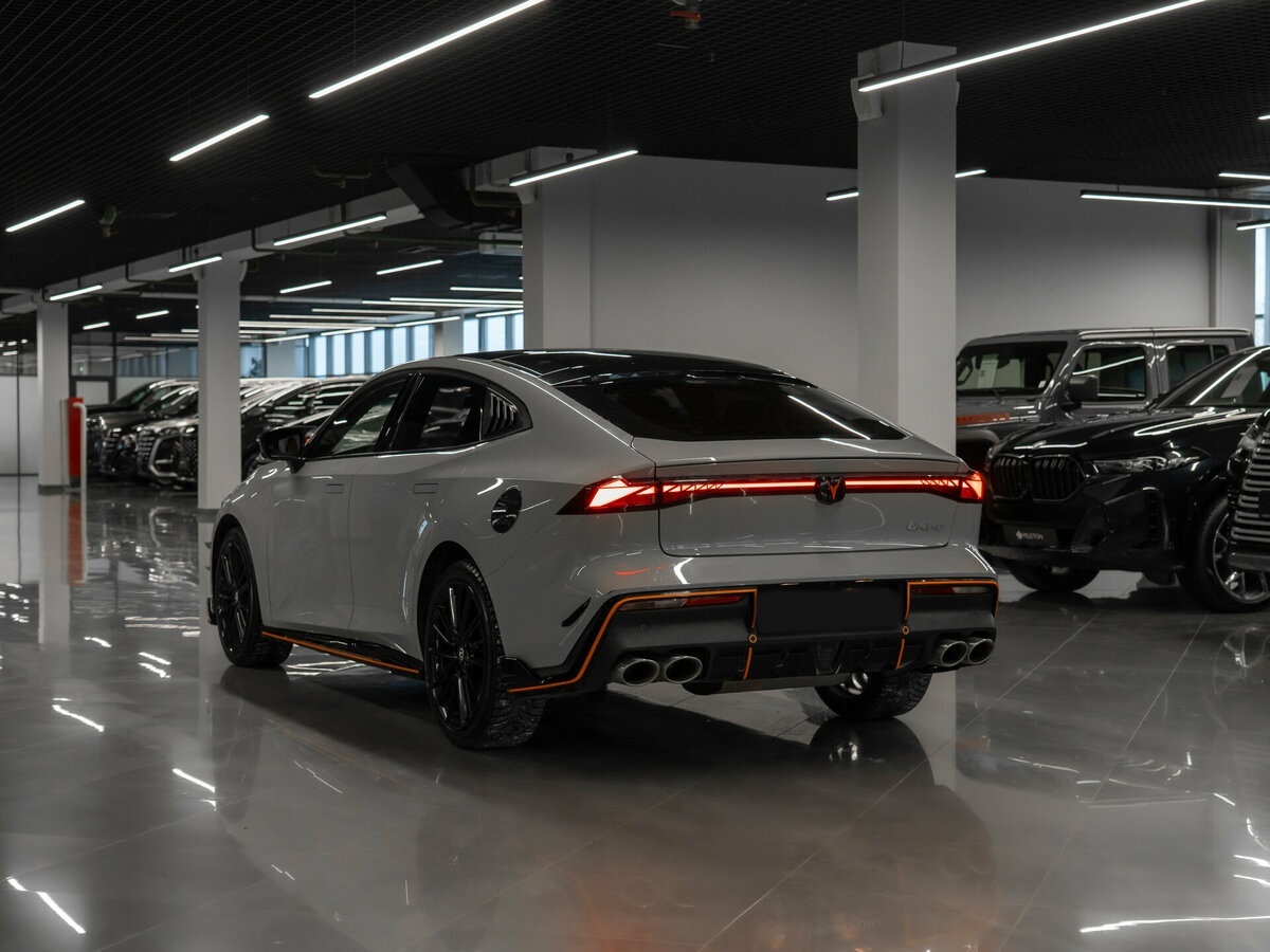 Б/У Чанган УНИ-В 2023 года. Фото: #3