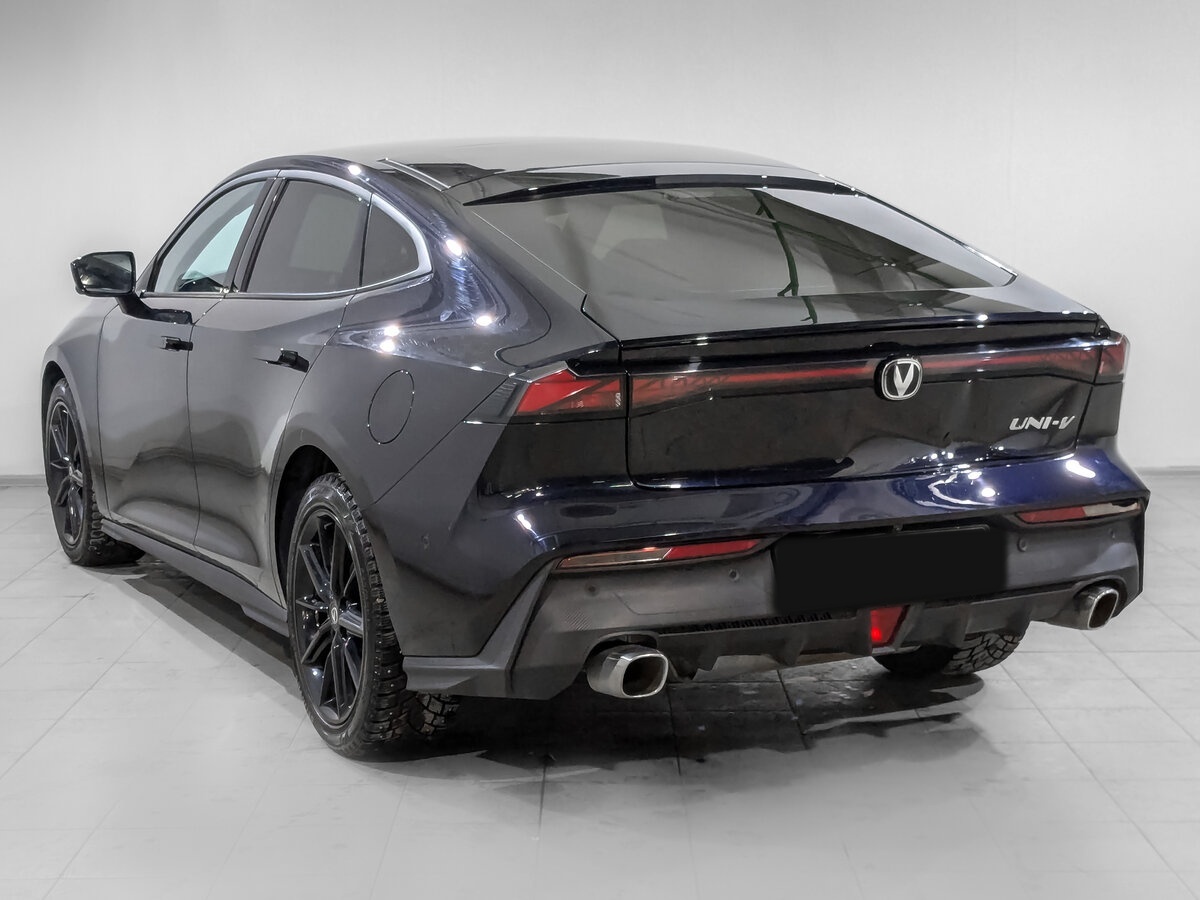 Б/У Чанган УНИ-В 2023 года. Фото: #6