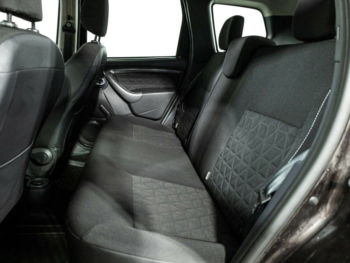 Б/У Рено Дастер 2015 года. Фото: #9