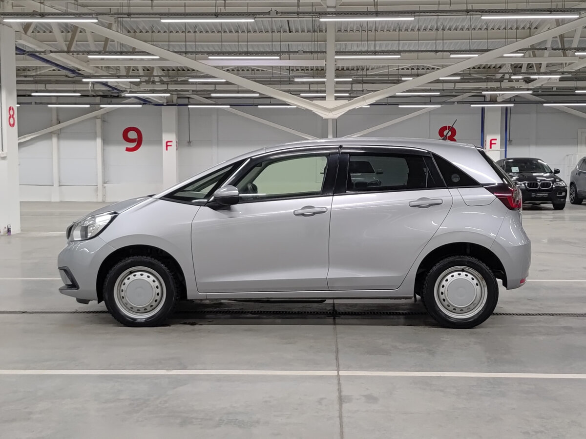 Б/У Хонда Фит 2020 года. Фото: #7