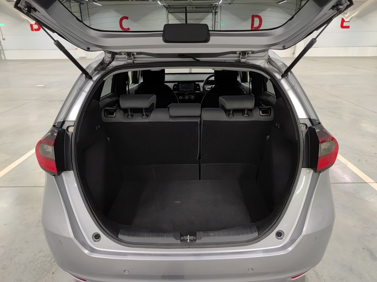 Б/У Хонда Фит 2020 года. Фото: #9