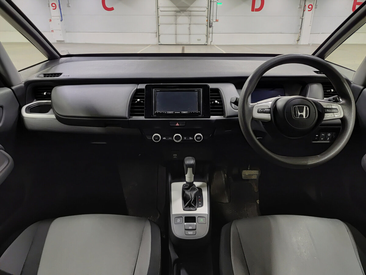 Б/У Хонда Фит 2020 года. Фото: #13