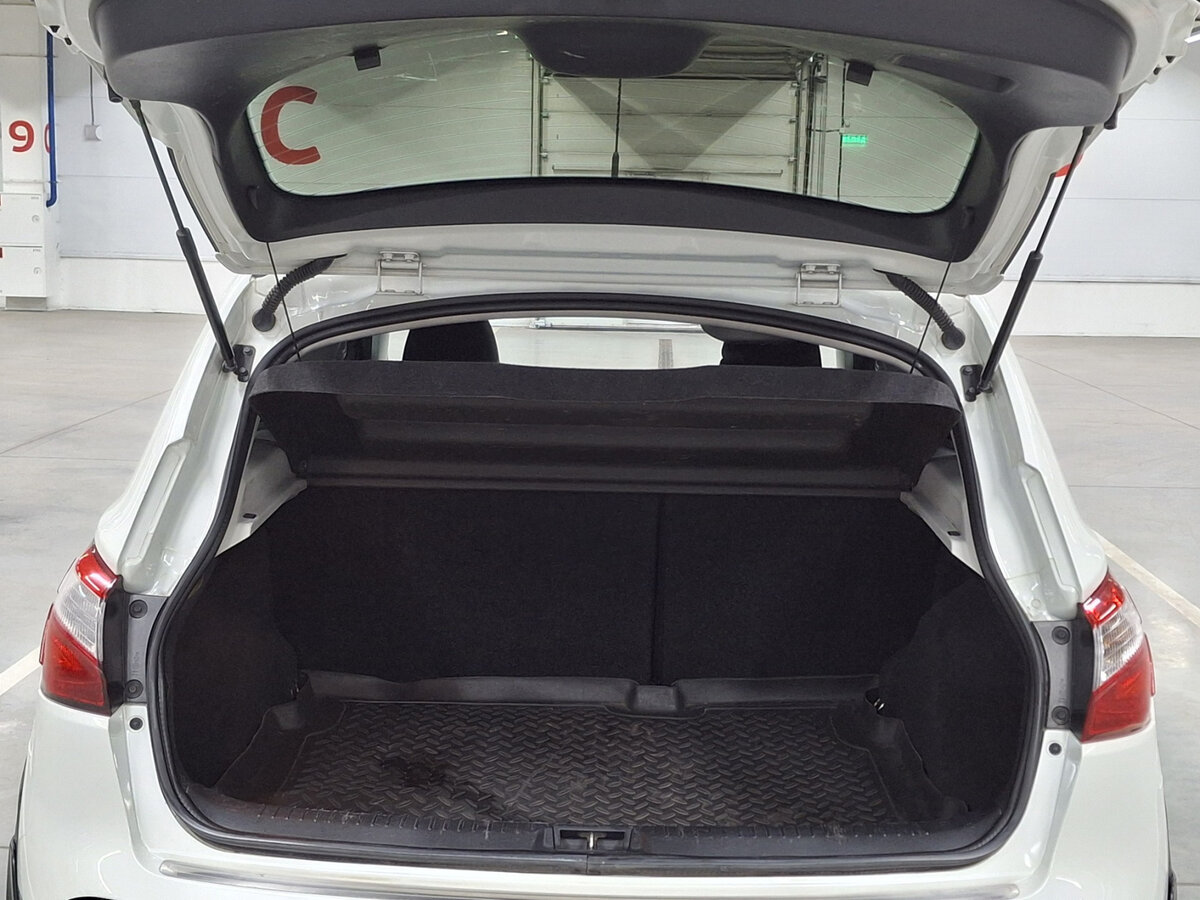 Б/У Ниссан Кашкай 2013 года. Фото: #9