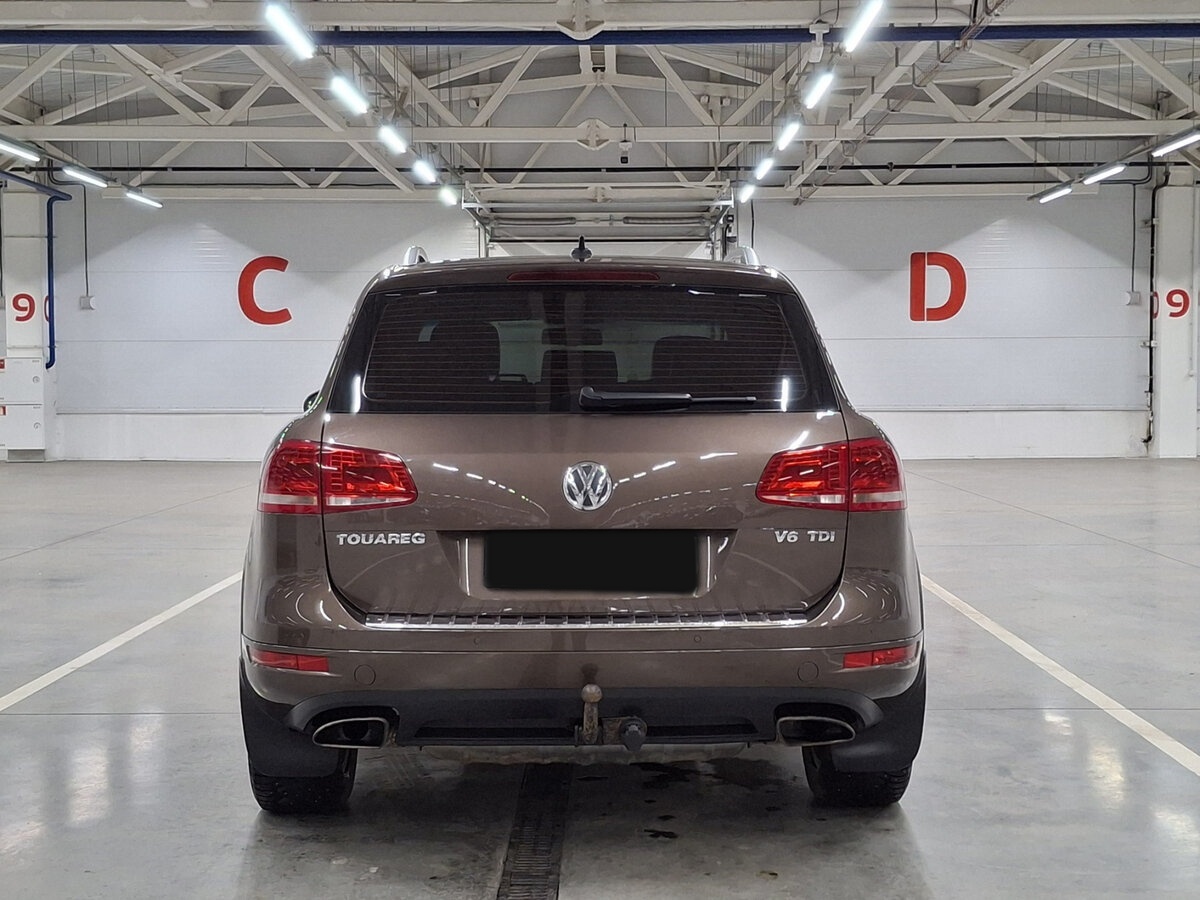 Б/У Фольксваген Туарег 2013 года. Фото: #5